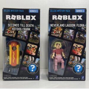 Roblox Deluxe Mystery Pack Hot Dog Frank & Flora Lot of 2